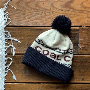 Navy and cream knit coal beanie Pom Pom